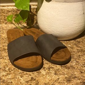 Pierre Dumas Black Leather Sandals
